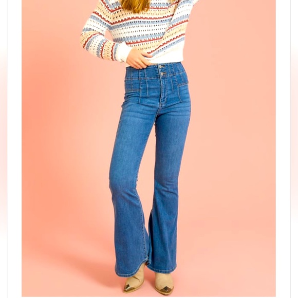 NWT Altar’d State Lexiee High-Rise Flare Jeans - Picture 3 of 7